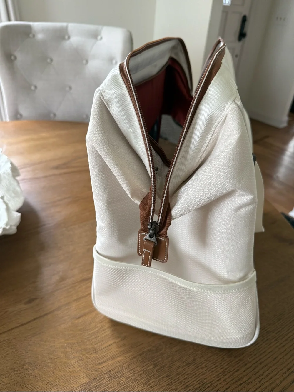 Delsey White & Brown Small Pet Carrier